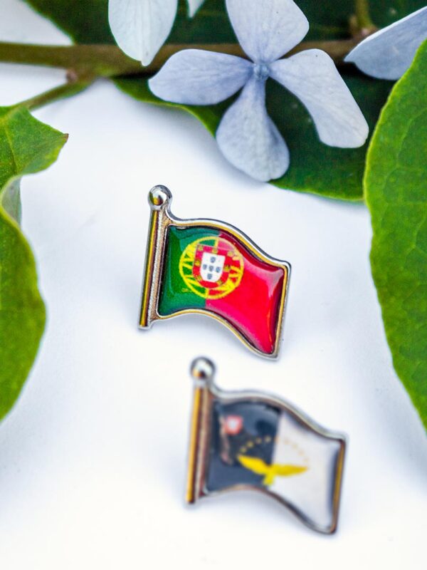 Pin Bandeira Portugal em prateado.